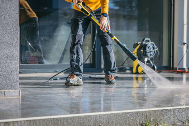 Animal Enclosure Cleaning in Hoopa, CA